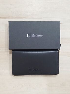 Hotel Collection Black Leather Travel  Jewelry Holder